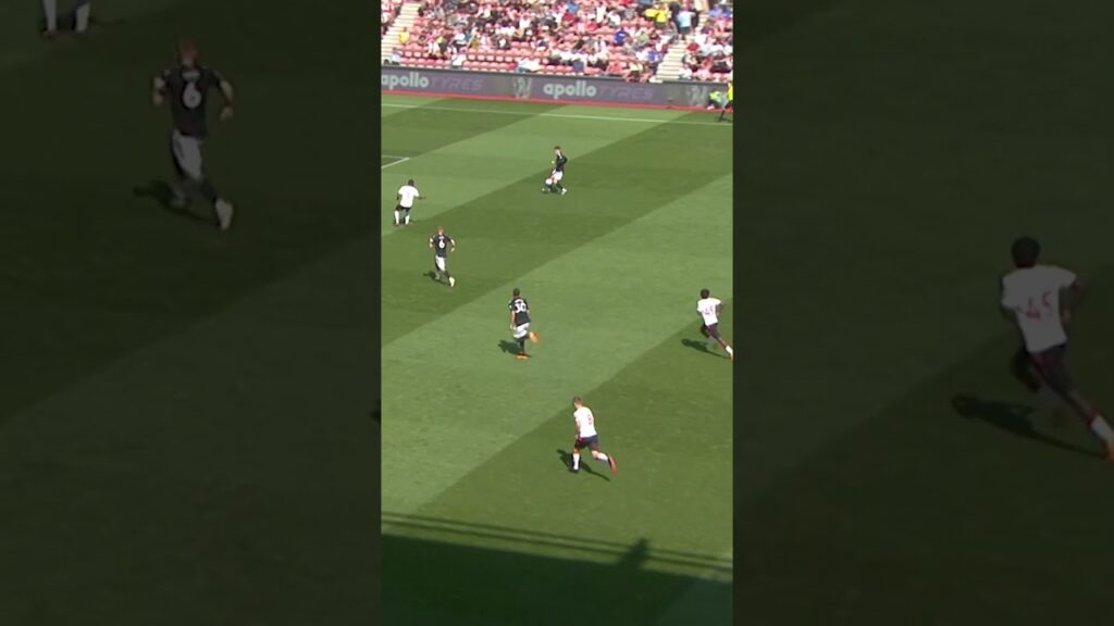 Fulham Turn Into Prime Barcelona For Vinicius' Goal Against Southampton #shorts