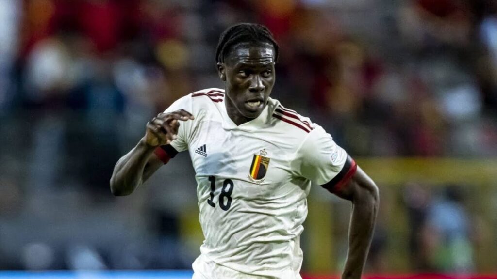 Amadou Onana - Manchester United Transfer Target? Skills, Tackles, Goals & Passes