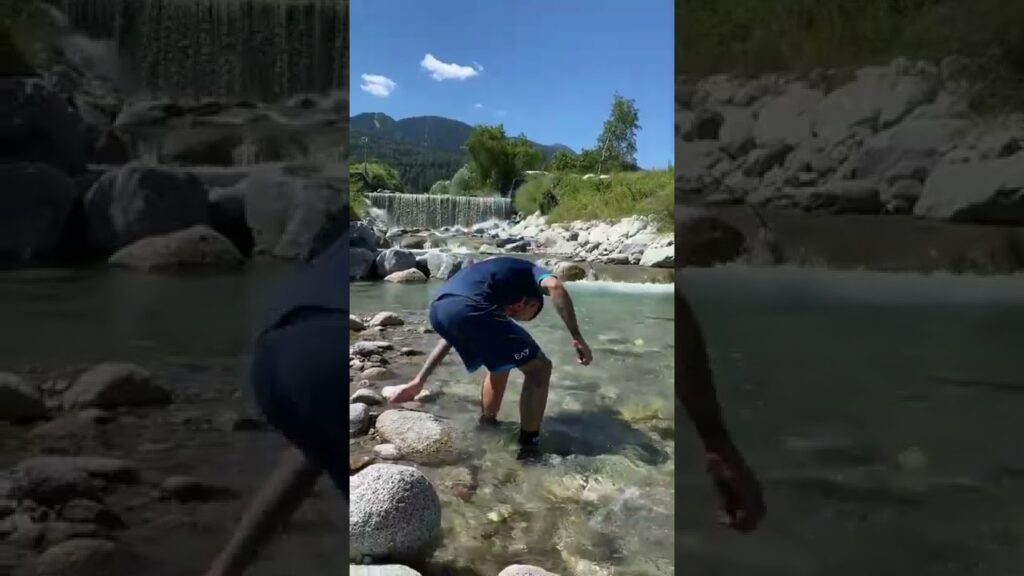 #mathias #olivera ha paura di buttarsi nell'acqua fredda🥶🤣💙⚪⚽️#sscnapoli #seriea #short