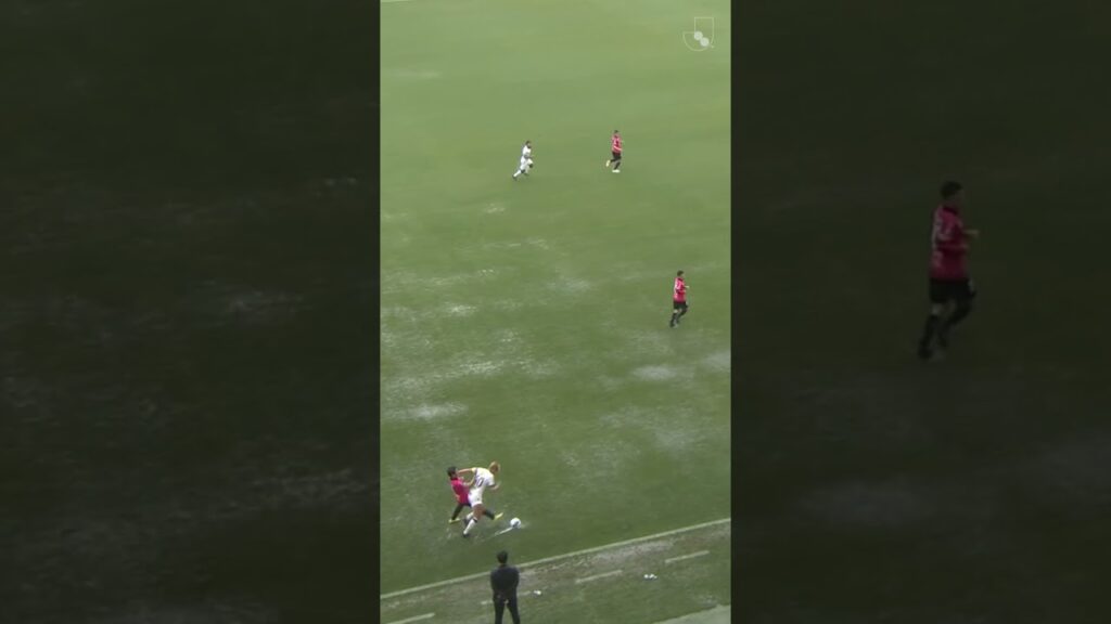 Yuma Suzuki channels Dragan Stojkovic in a mesmerizing déjà vu, 30 years apart!!! 💦⚽️🔁⏳ #J30 #shorts