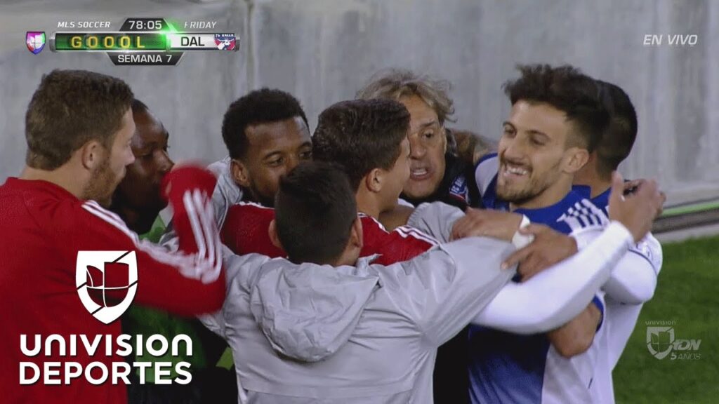 Kellyn Acosta se resbala y así marca el 1-0 de FC Dallas sobre San Jose | MLS