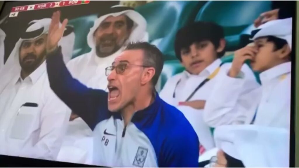 SOUTH KOREA GOAL 2-1! Coach, Ronaldo and Fans reactions! | World Cup 2022: South Korea 2-1 Portugal