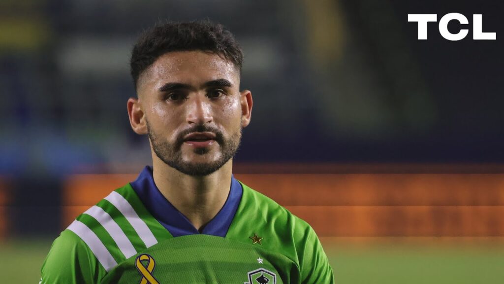 TCL Play of the Match: Cristian Roldan chips the goalkeeper