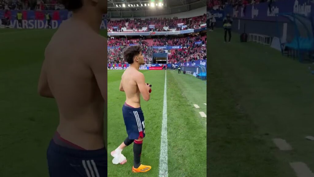 Un regalo muy especial de Abde a un aficionado. #abde #morocco #futbol #osasuna