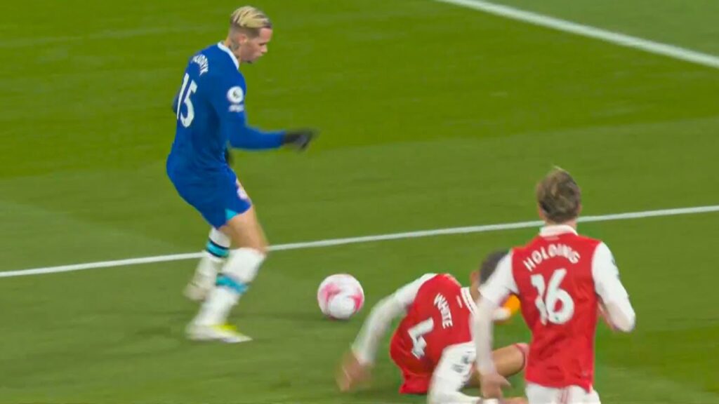 Mudryk put Ben White to sleep