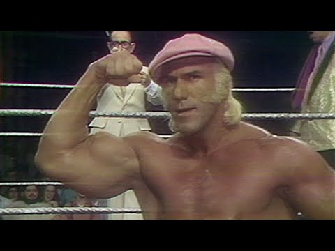 "Superstar" Billy Graham: 2004 WWE Hall of Fame Inductee