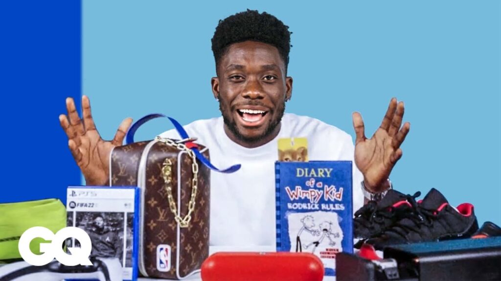 ALPHONSO DAVIES: 10 Dinge, ohne die der FC Bayern-Spieler nicht leben kann | 10 Essentials | GQ ALPHONSO DAVIES: 10 Dinge, ohne die der FC Bayern-Spieler nicht leben kann | 10 Essentials | GQ