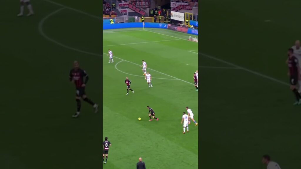 Olivier Giroud scores first hat-trick in Serie A... and look at that third one 👀 #shorts