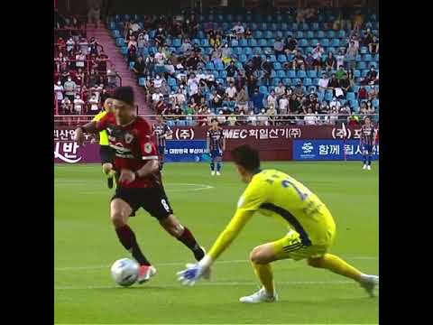 이 정도면 그냥 골 안 넣고 말아...😬ㅣ 허용준 숨 막히게 하는 조현우 #shorts