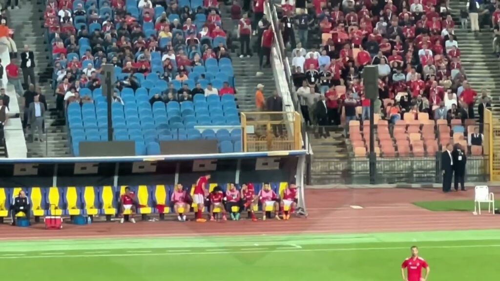 ما لم يذاع مباشر 🚨 حزن معلول من تغييره أمام الترجي وضياع فرصة الشارة وجمهور الاهلي 🦅 يطيب خاطره