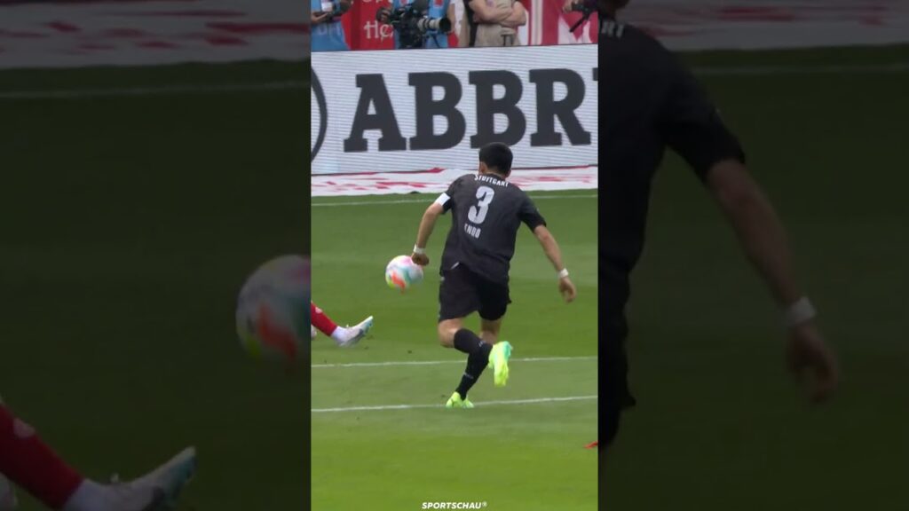 ✨ Endo zaubert den Ball ins Netz | Sportschau #shorts