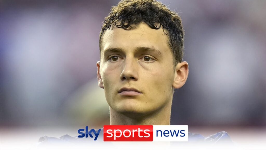 Chelsea & Manchester United interested in signing Benjamin Pavard from Bayern Munich