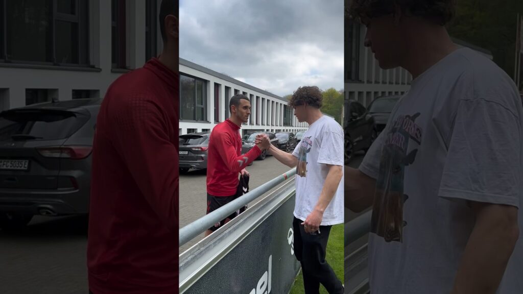 Football loyalty 🥰 #football #soccer #fussball #futbol #loyalty #tunisia #skhiri #short #shorts