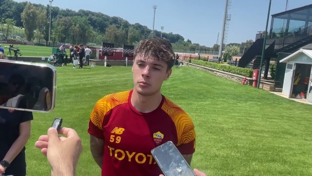 Nicola Zalewski intervista per il Uefa Media Day di Siviglia Roma