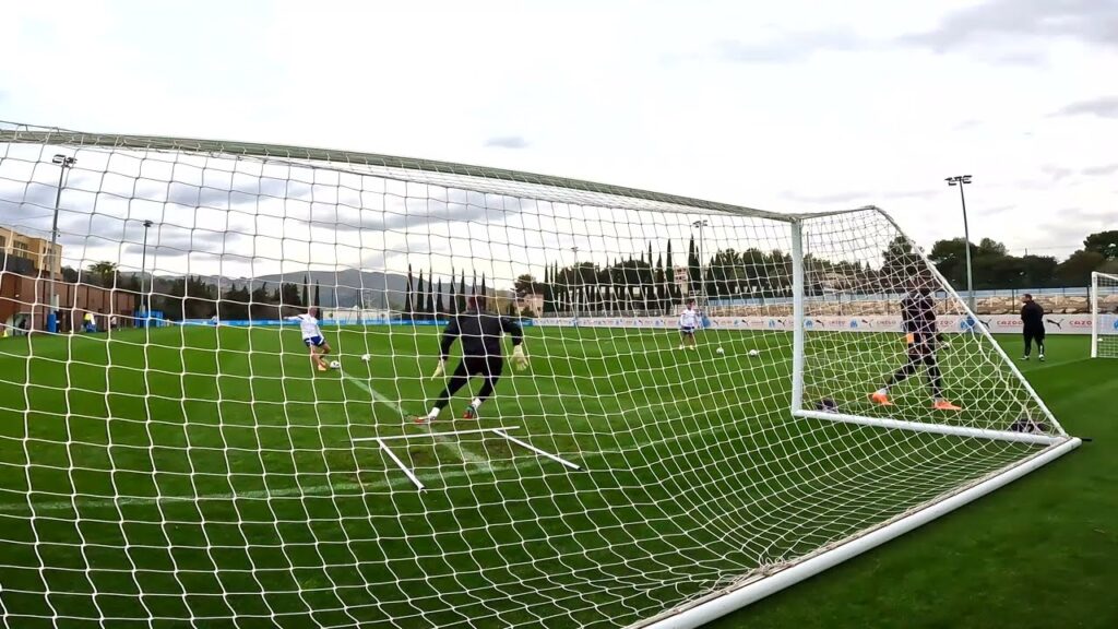 Progresión activación mediante tareas de tiro (Pau López - Ruben Blanco - Simon Ngapandouetnbu)
