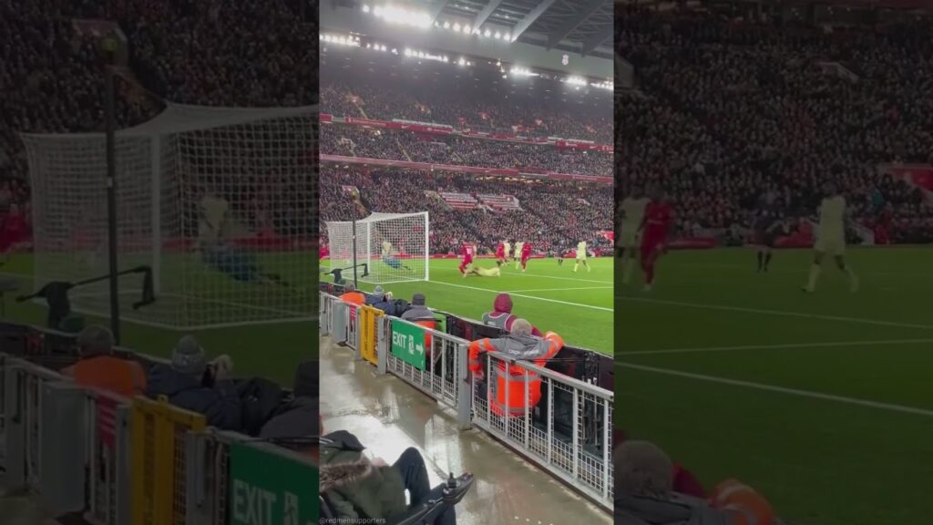 Takumi Minamino set Liverpool win 4-0 against Arsenal