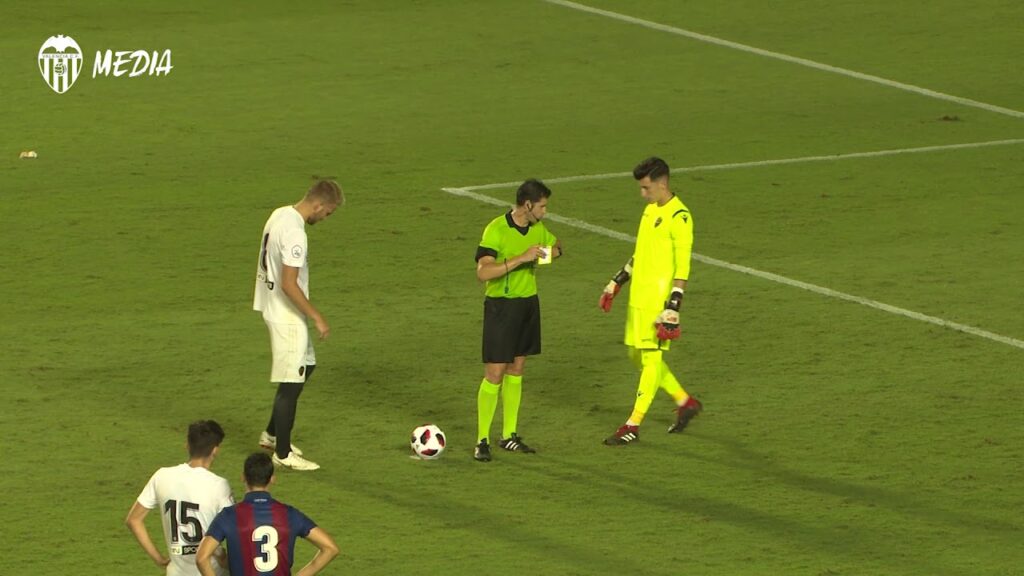VICTORIA IN EXTREMIS DEL VCF MESTALLA EN EL DERBI ANTE EL LEVANTE UD B