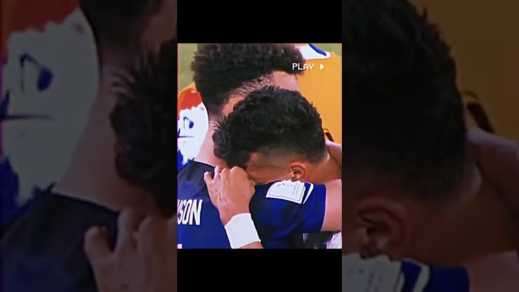 USA players comforts Iranian player 🥺❤️