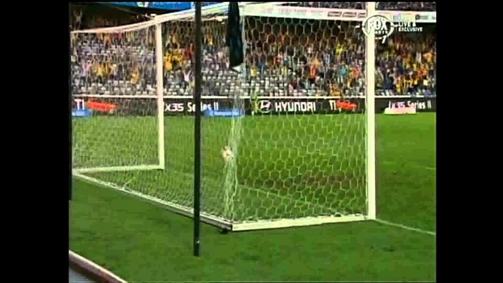 Mitchell Duke Goal Central Coast Mariners Vs Sydney Fc