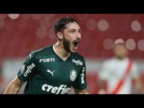 Entenda a situação de Matías Viña e a possibilidade dele sair ou não do Palmeiras
