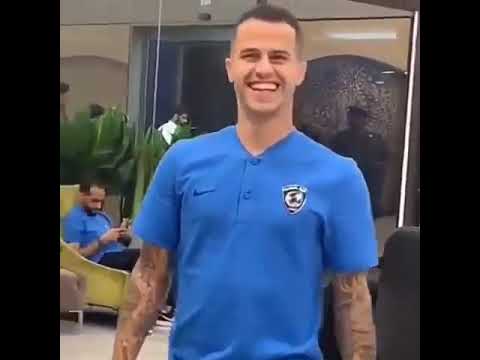 نواف العابد صار خوي جيوفنكو هههههههههه