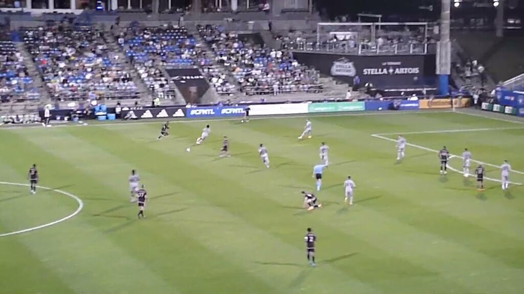 CF Montreal defender Joel Waterman saves a sure tying goal vs. Nicolás Stefanelli of Inter Miami CF