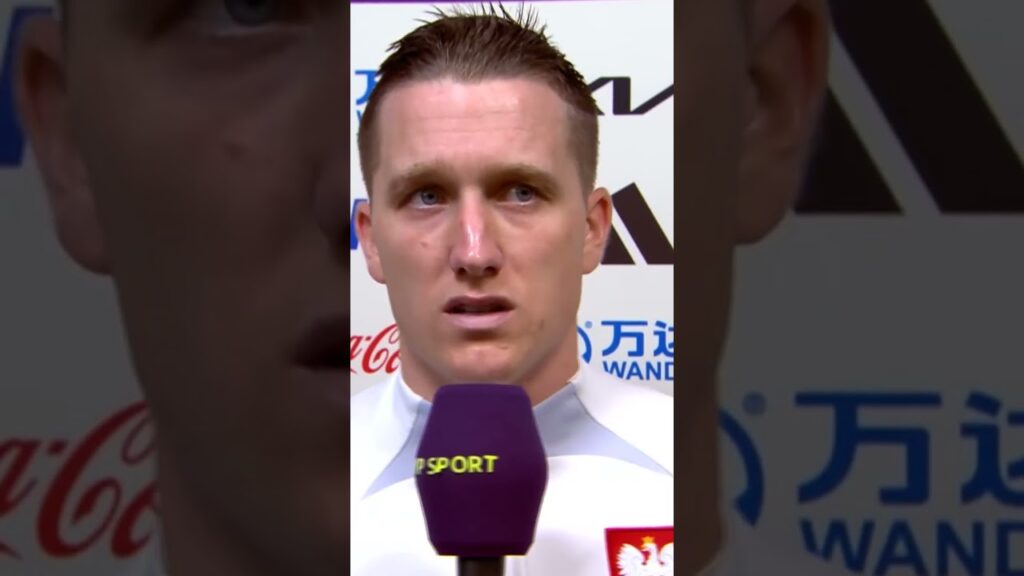 PIŁKARZE KRTYKUJĄ TAKTYKĘ MICHNIEWICZA! BĘDĄ ZMIANY? #shorts