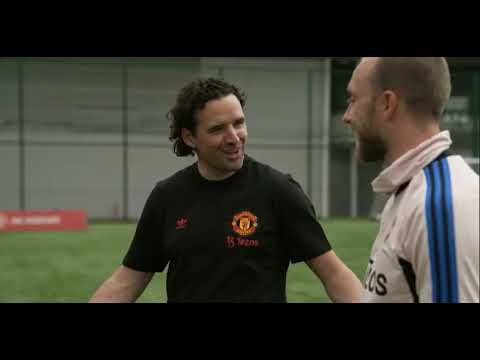 Hargreaves ft Eriksen: Free-kick masterclass