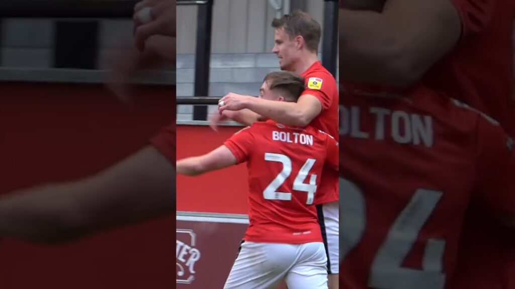 Incredible view of Matt Smith's header! 🤩