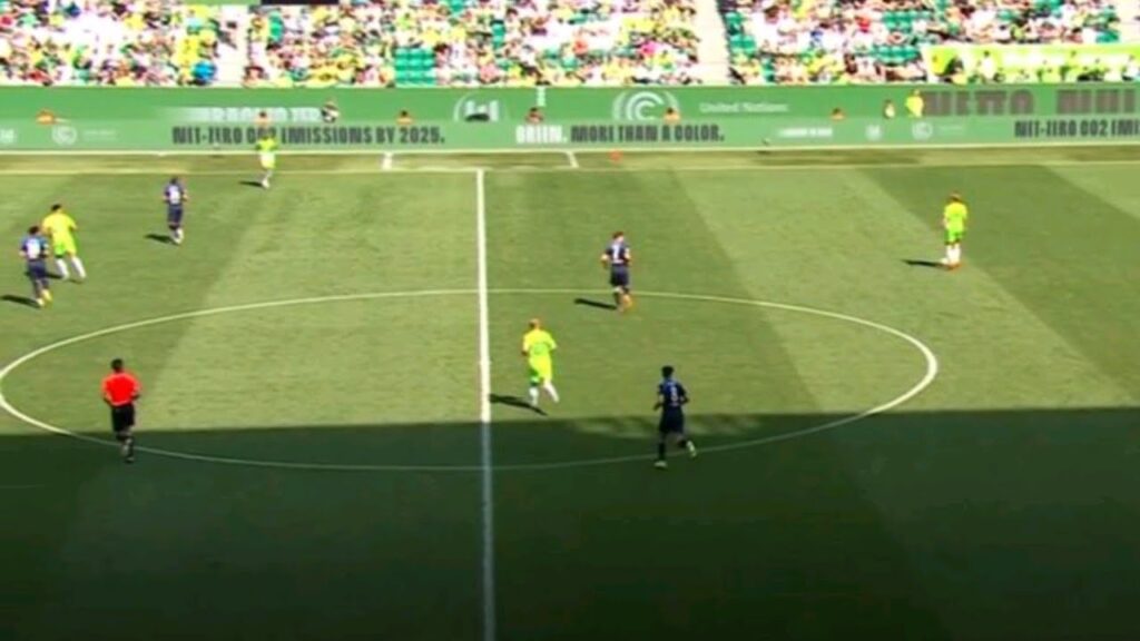 VFL Wolfsburg vs Hertha, Jakub Kaminski Goal and Extended Highlights.