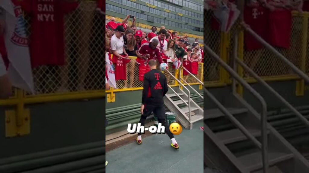 Manuel Neuer making saves on and off the pitch 🔥