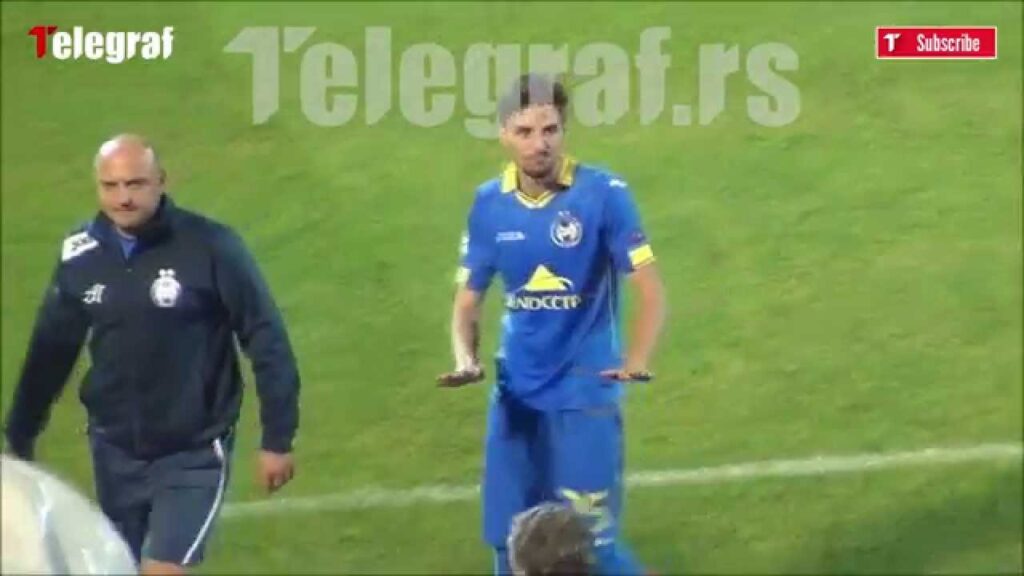 Filip Mladenović i navijači Partizana na utakmici protiv BATE Borisova