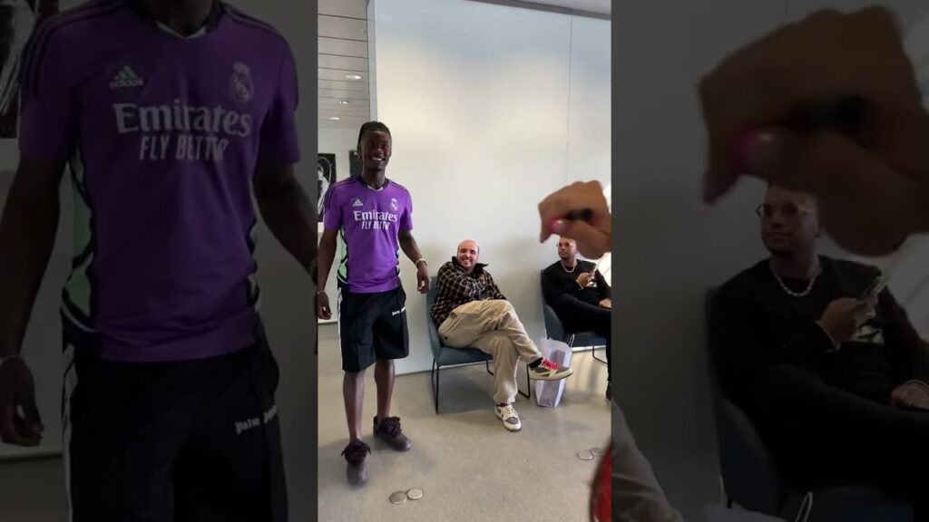 EL EMOCIONANTE ENCUENTRO DE CAMAVINGA CON UNA FAN | Diario AS