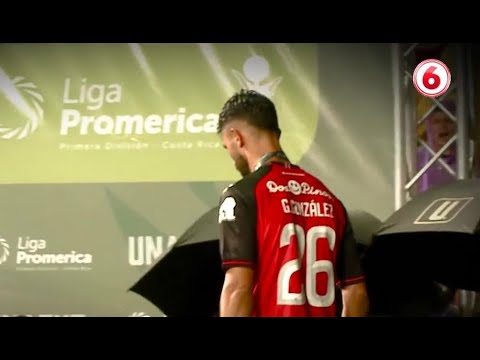 Alajuelense pasa su peor racha de títulos