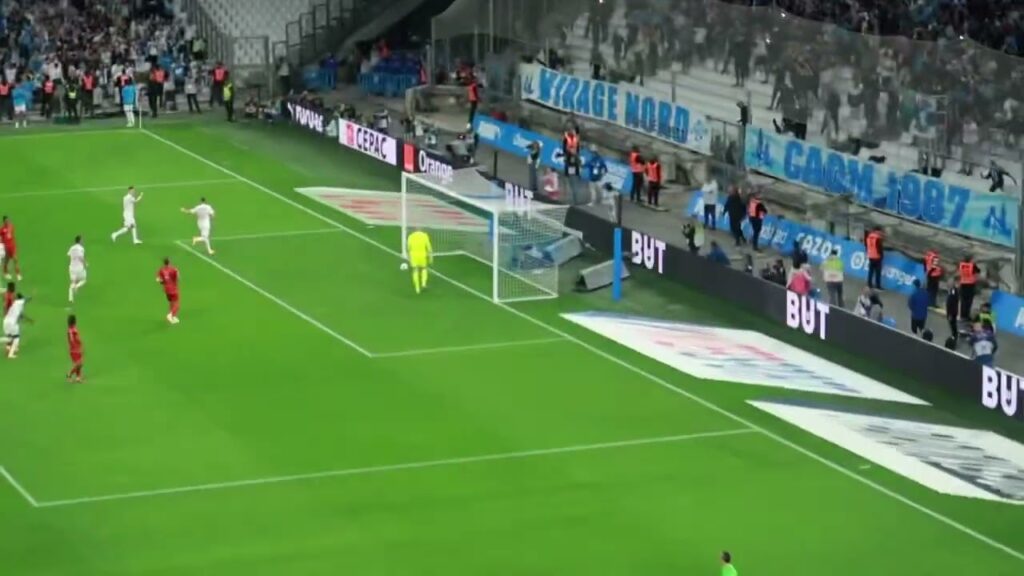 OM / ANGERS : le penalty tiré par Jordan Veretout