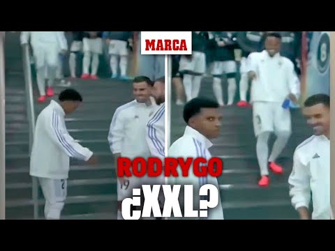 A Rodrygo le dan una chaqueta XXL y sus compañeros se mofan: las caras de Militao y Vini... I MARCA