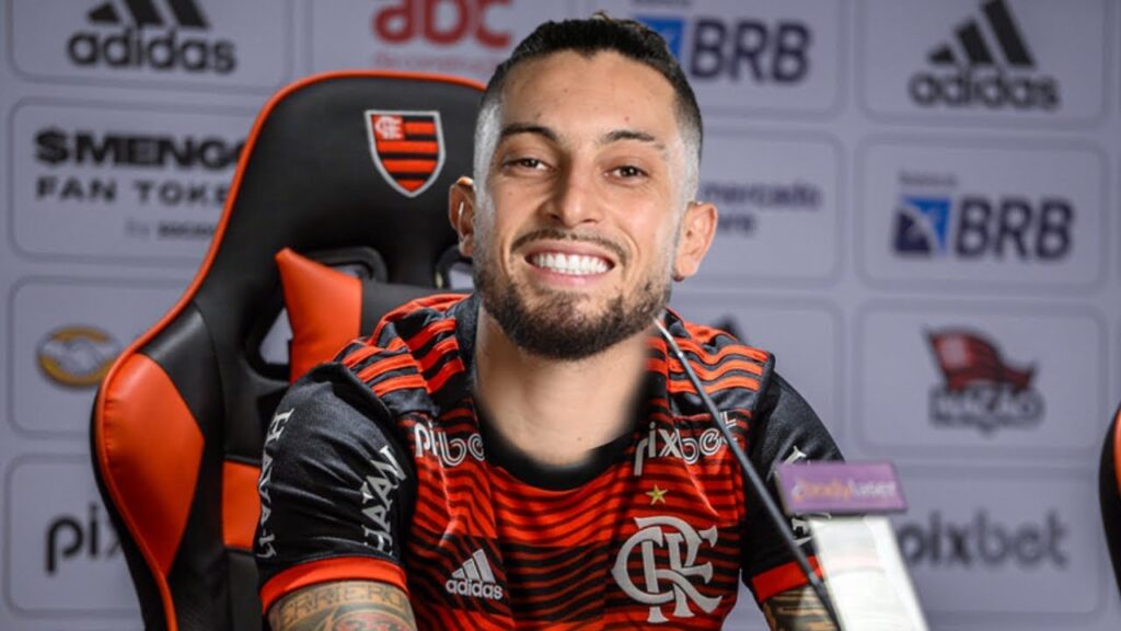 OLHA O QUE ALEX TELLES FALOU NA SUA APRESENTAÇÃO NO FLAMENGO