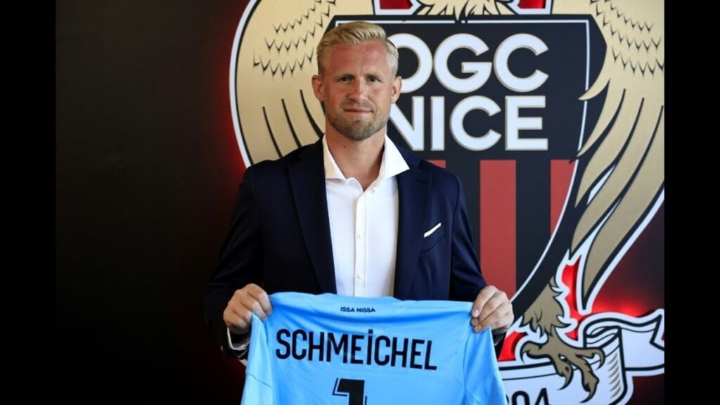 SCHMEICHEL SE VA DEL LEICESTER