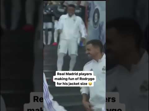 Real Madrid players making fun of Rodrygo for his jacket size! 😂
