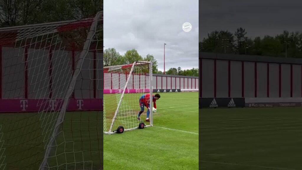 Free kick masterclass from Leroy Sané & Serge Gnabry! 🤯