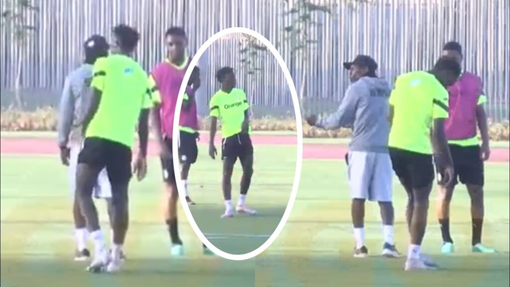 2e entraînement des lions avec Aliou Cissé donne des conseils à Nicolas Jackson