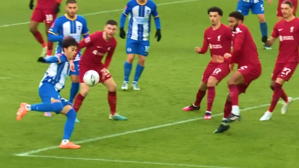 The Day Kaoru Mitoma Taught Scientific Fake Tricks