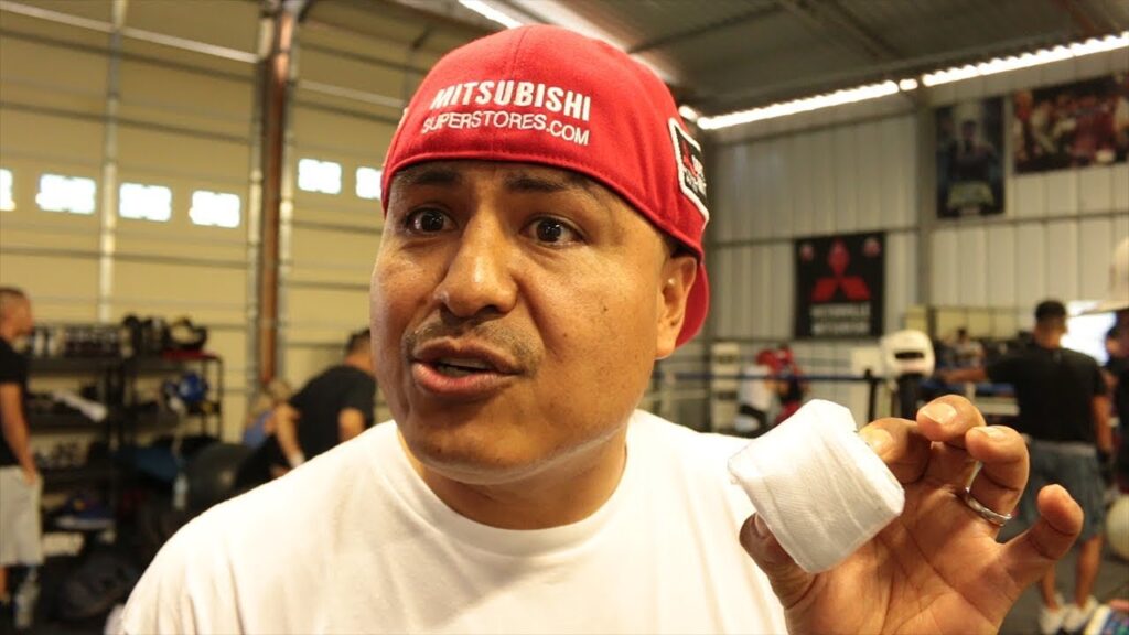 ROBERT GARCIA FIRES BACK AT ABEL SANCHEZ FOR SAYING CANELO HAS "CAST LIKE HANDWRAPS"