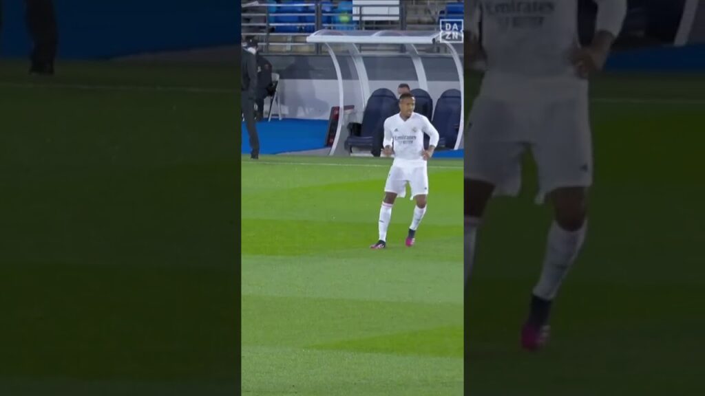 Eder Militao was so close to score an own goal