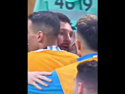 Di Maria Kissed Messi 👑
