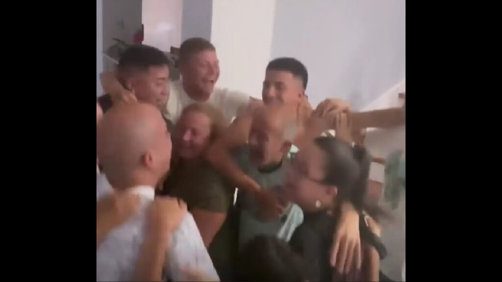 🥹 ¡Así festejó Thiago Almada con su familia después de ser convocado al Mundial!