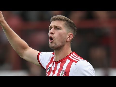Bournemouth in talks for Brentford defender Chris Mepham