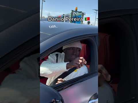 Danilo Pereira s'arrête pour quelques dédicaces #shorts