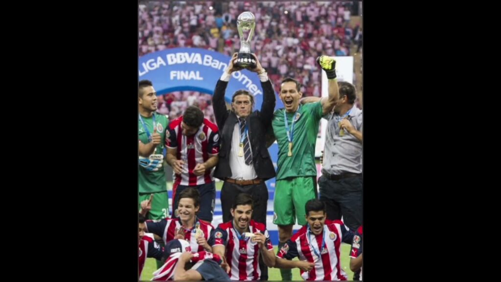 ¡ORBELIN PINEDA ES CAMPEÓN DE GRECIA!