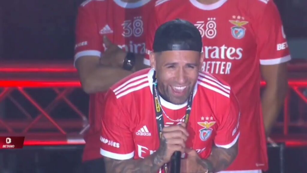 OTAMENDI "SLB, SLB, GLORIOSO..." - declarações dos capitães no Marquês